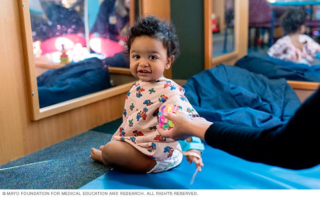 Servicios integrales para pacientes ambulatorios y en el hospital pediátrico.